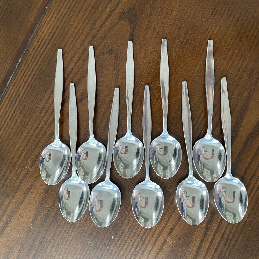Set of 10 Reed and Barton Soup Spoons